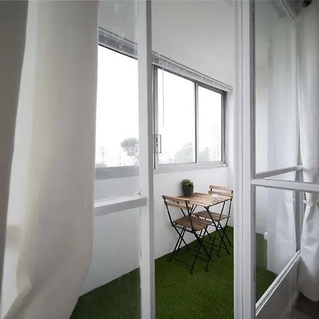 Equipe Parking Balcon 2 Apartment